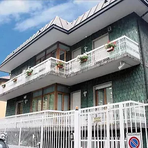 Pensión Villamelchiorre 1, Milán